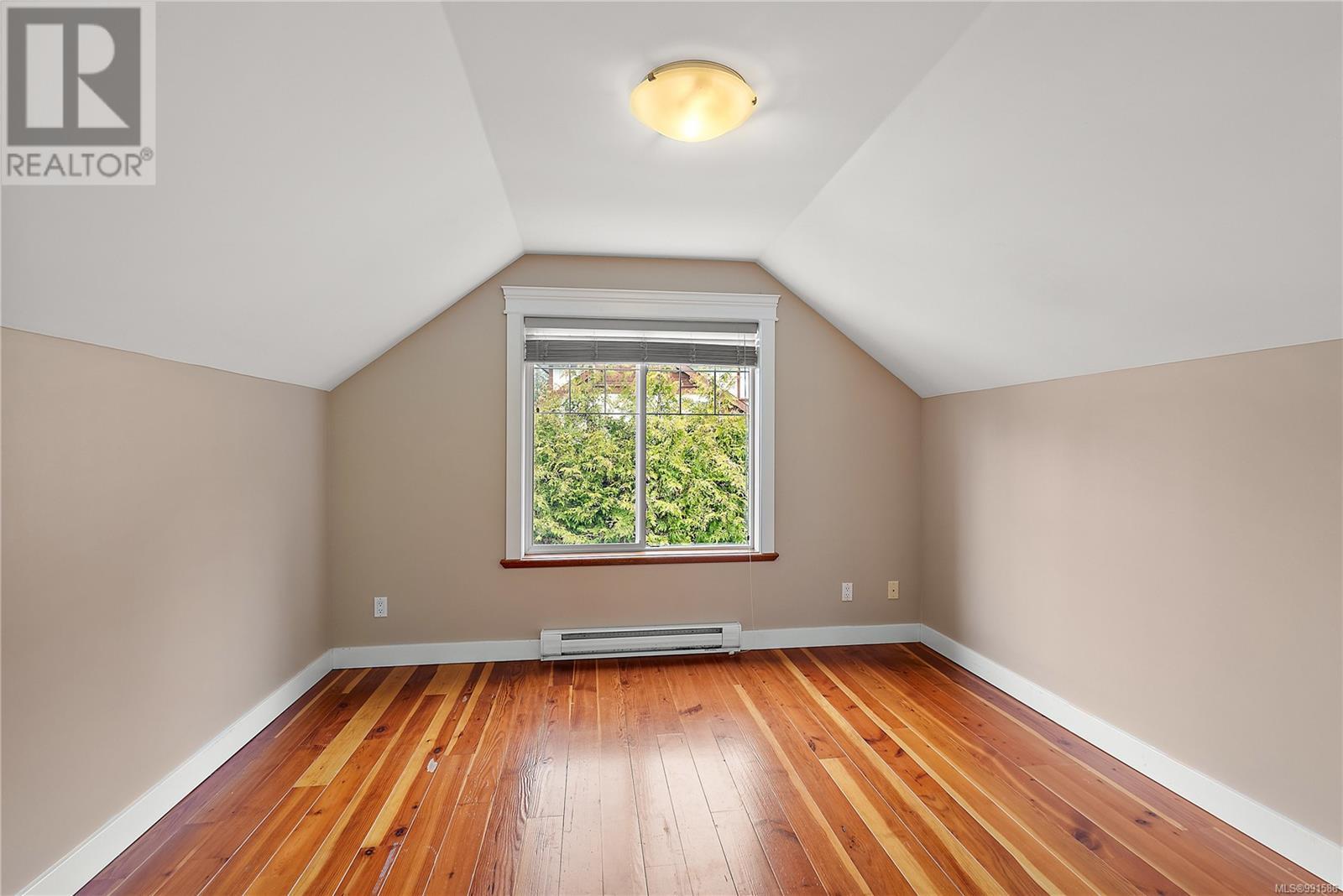 3456 Auburn Crt, Langford real estate listing 991586