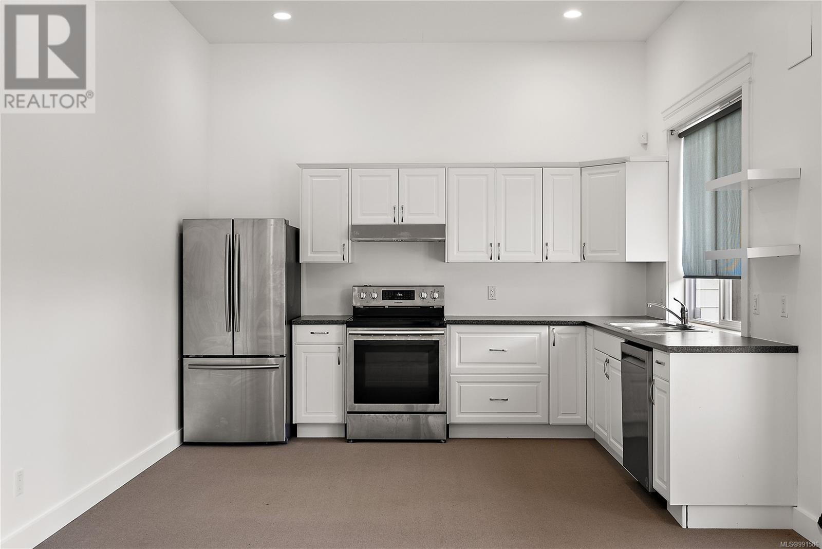 3456 Auburn Crt, Langford real estate listing 991586