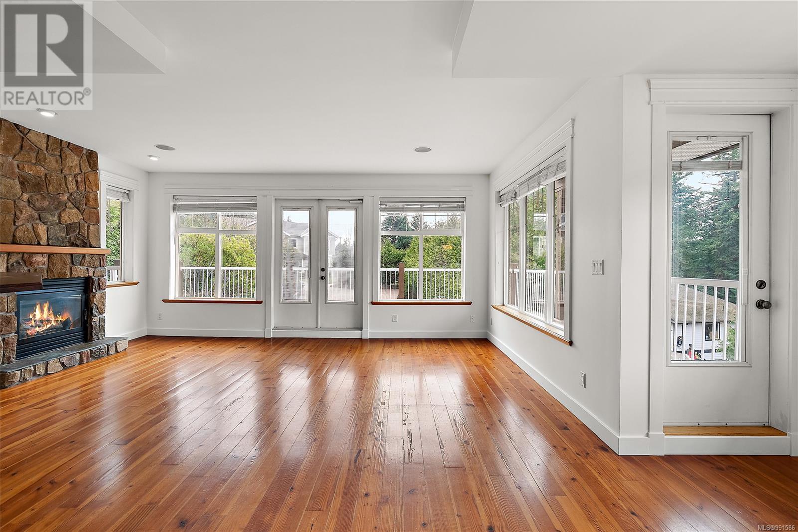 3456 Auburn Crt, Langford real estate listing 991586
