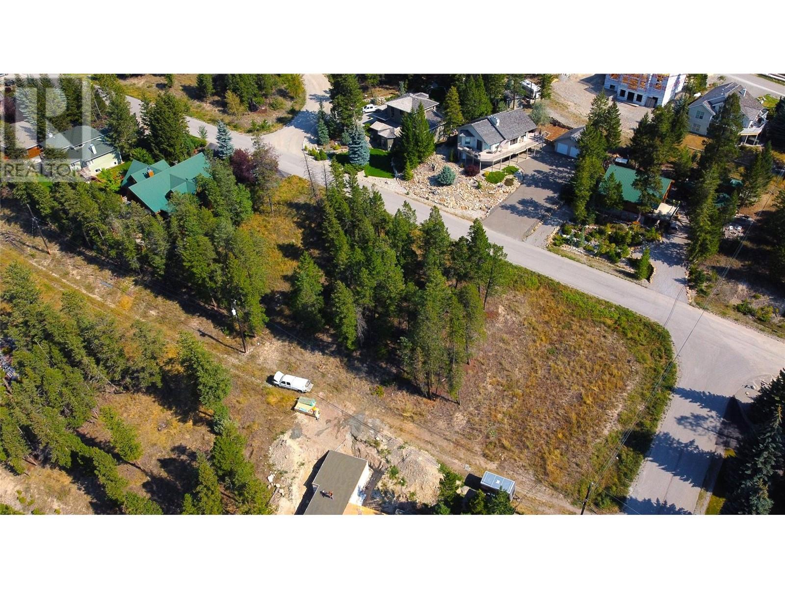 Photo 4 of 4951 Mountain View Drive, Fairmont Hot Springs BC