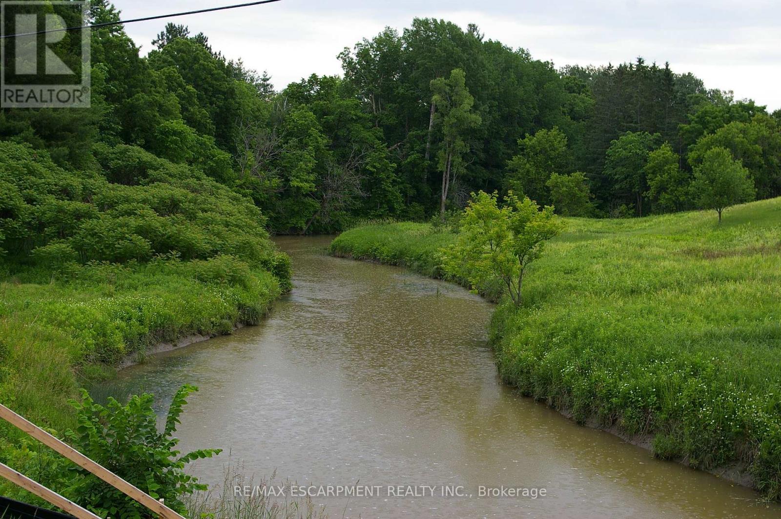 Beckett's Creek at Old Montreal Rd.