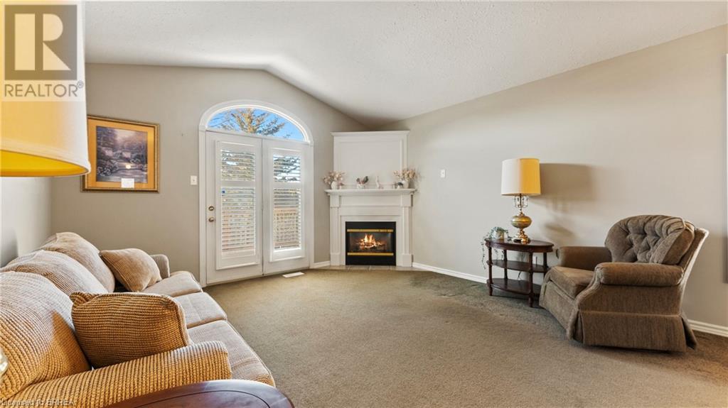 Photo 2 of 73 Morton Avenue Unit 4, Brantford ON