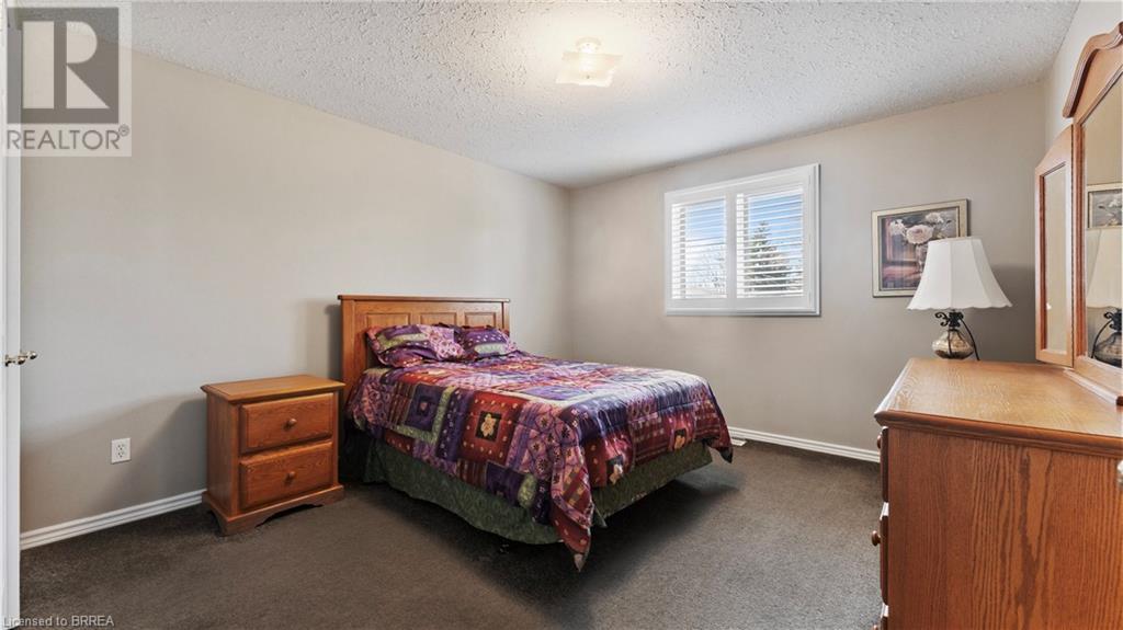 Photo 18 of 73 Morton Avenue Unit 4, Brantford ON