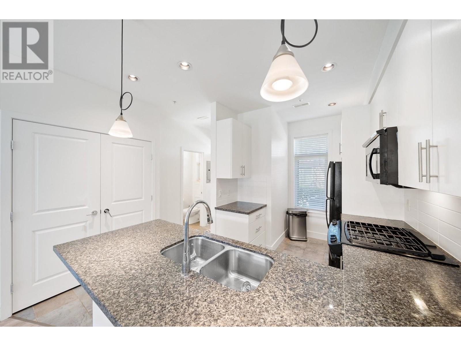 130 COLEBROOK Road Unit# 29, Kamloops