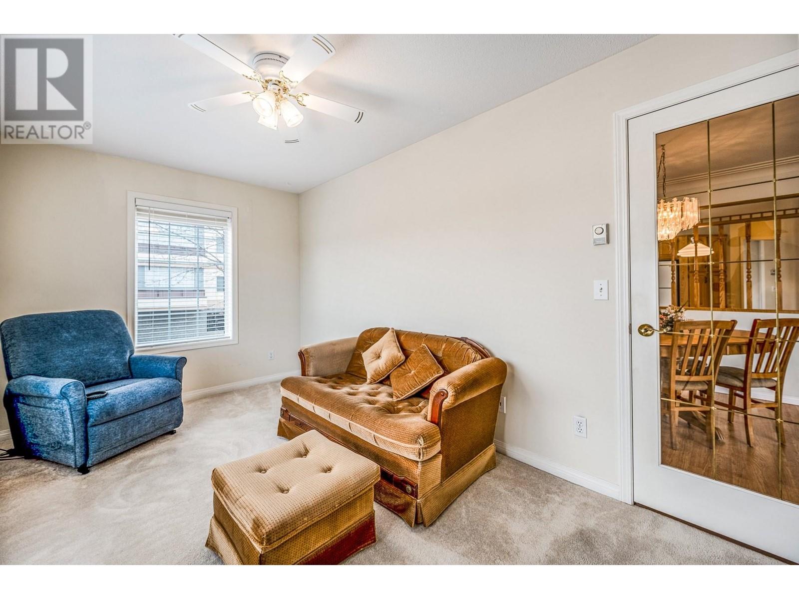 102 1055 Lawrence Avenue, Kelowna