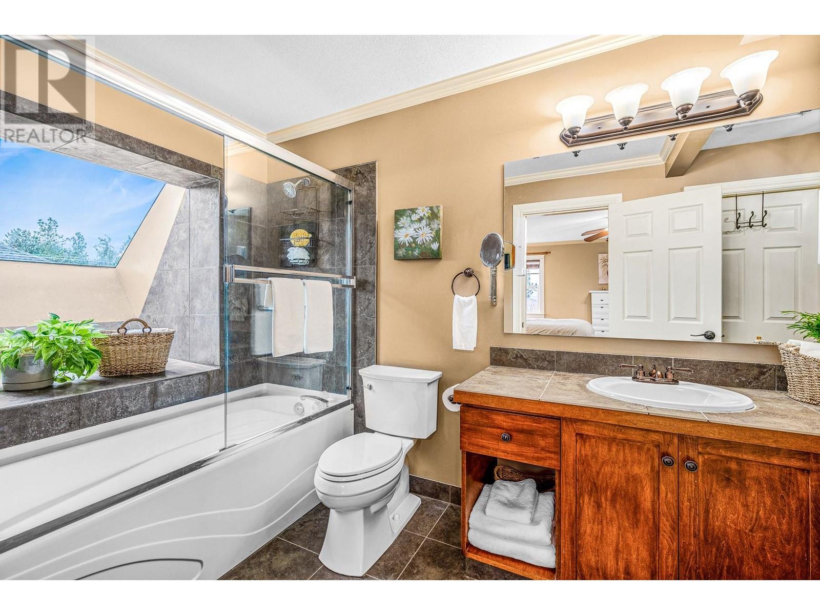  3515 Ridge Boulevard, West Kelowna