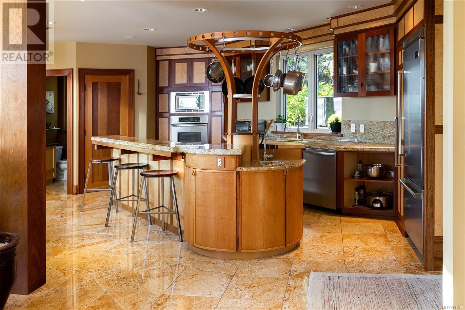 4948 Nagle Rd, Sooke
