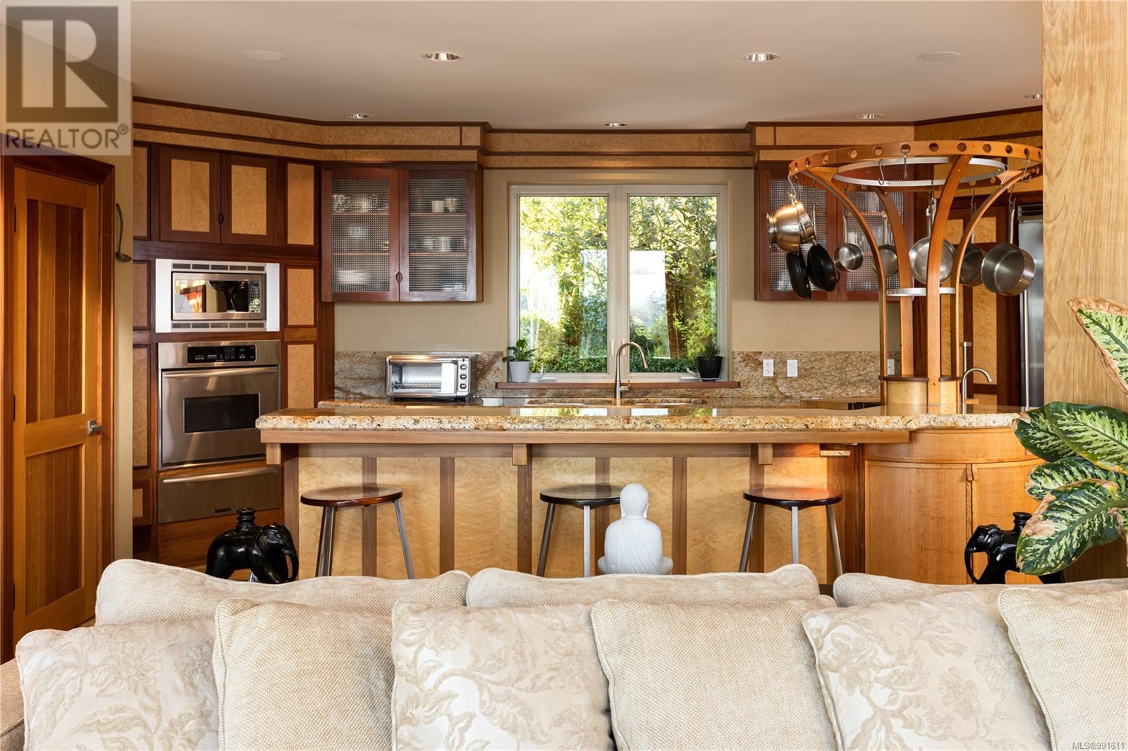 4948 Nagle Rd, Sooke