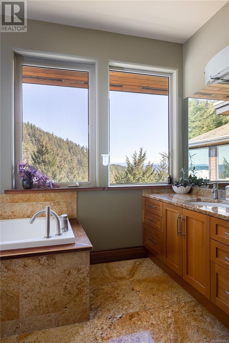 4948 Nagle Rd, Sooke