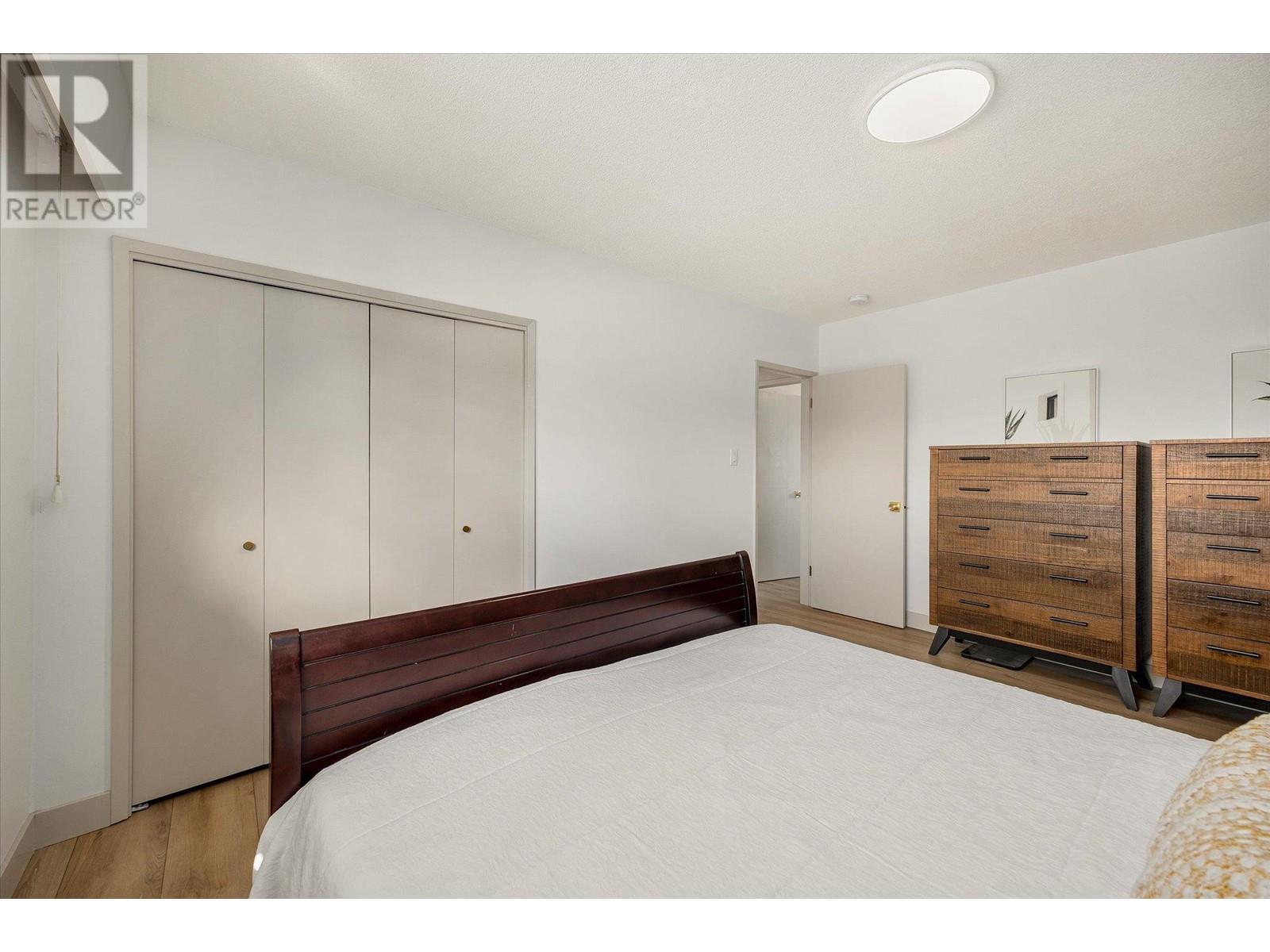  1359 Highland Drive South, Kelowna