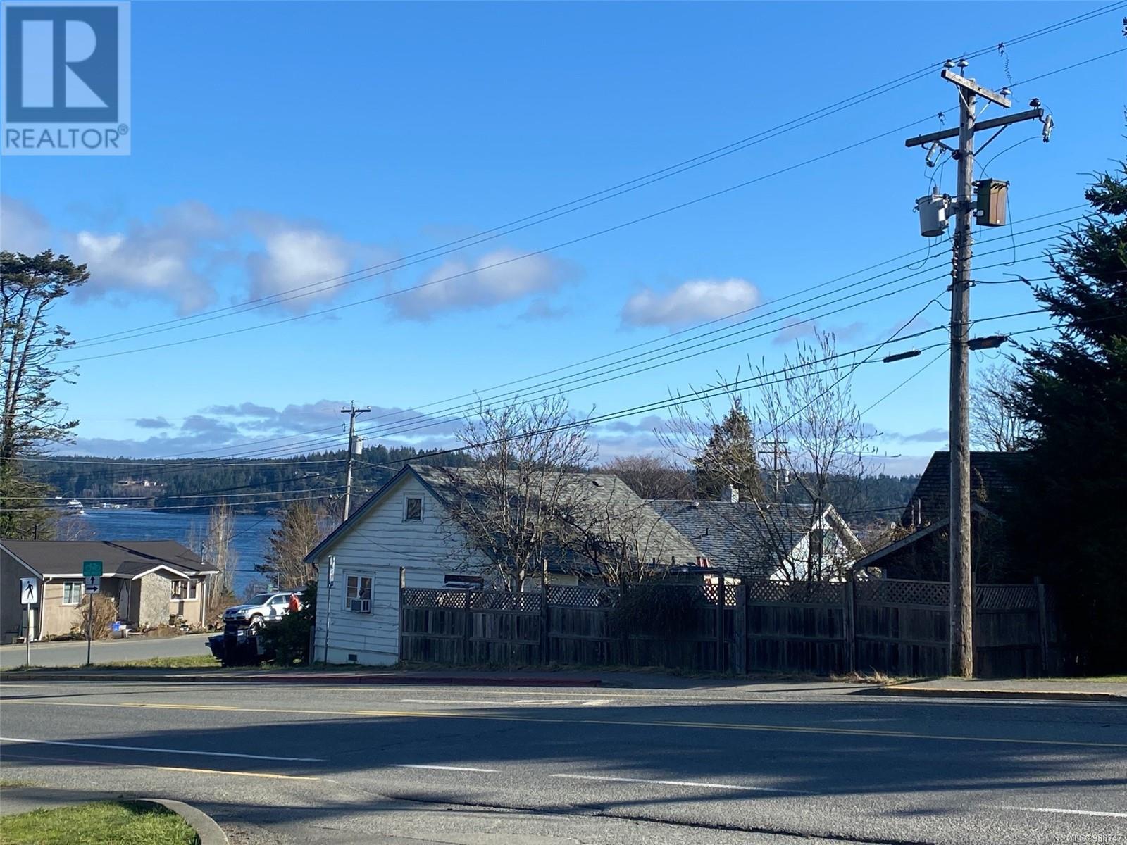 827 Alder St, Campbell River real estate listing 988747