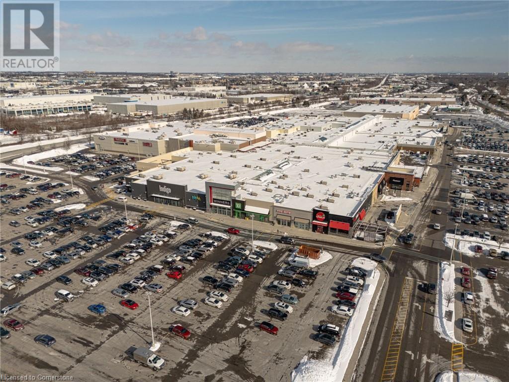 Photo 40 of 777 Guelph Line, Burlington ON