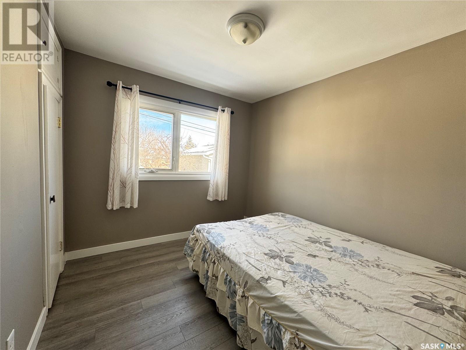 Photo 6 of 1327 Royal Street, Regina SK