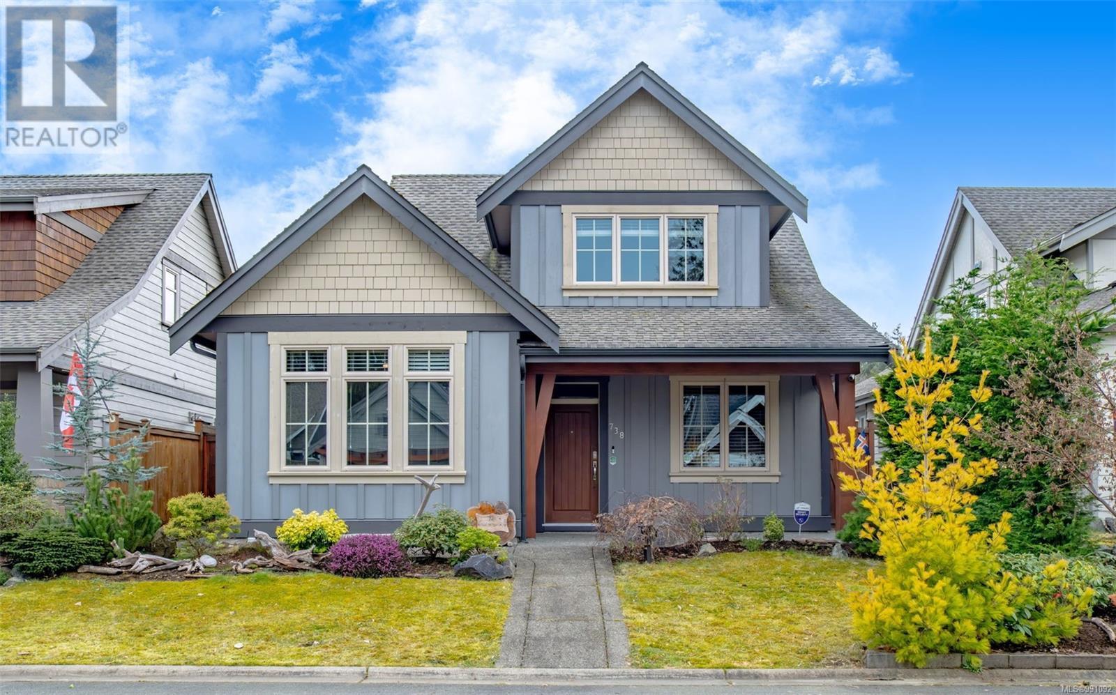 738 West Ridge Way, Qualicum Beach