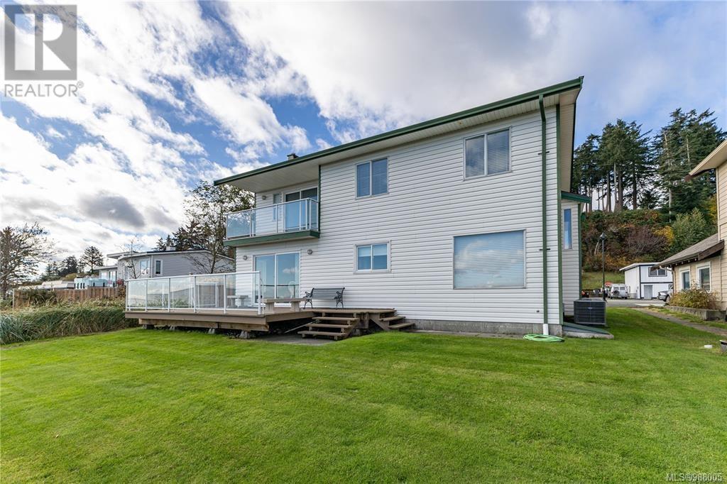 1081 Island Hwy S, Campbell River