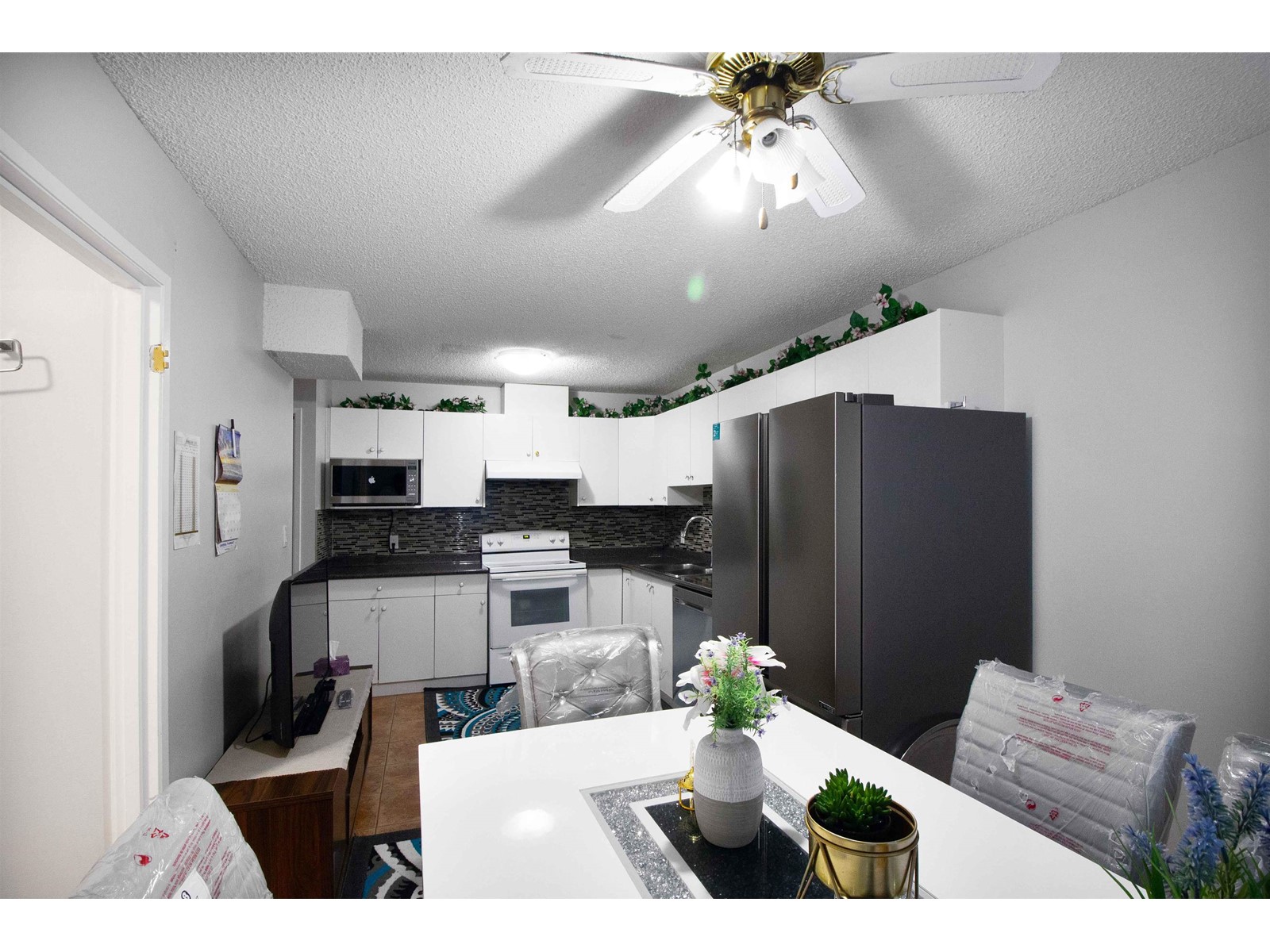 Photo 10 of 13289 71 B Avenue, Surrey BC