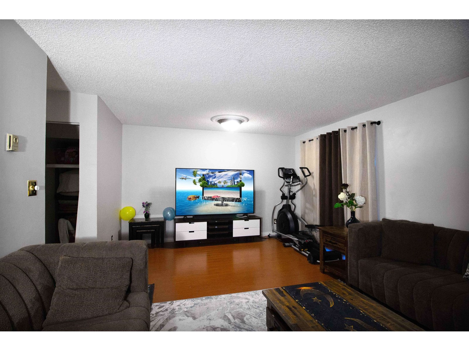 Photo 11 of 13289 71 B Avenue, Surrey BC