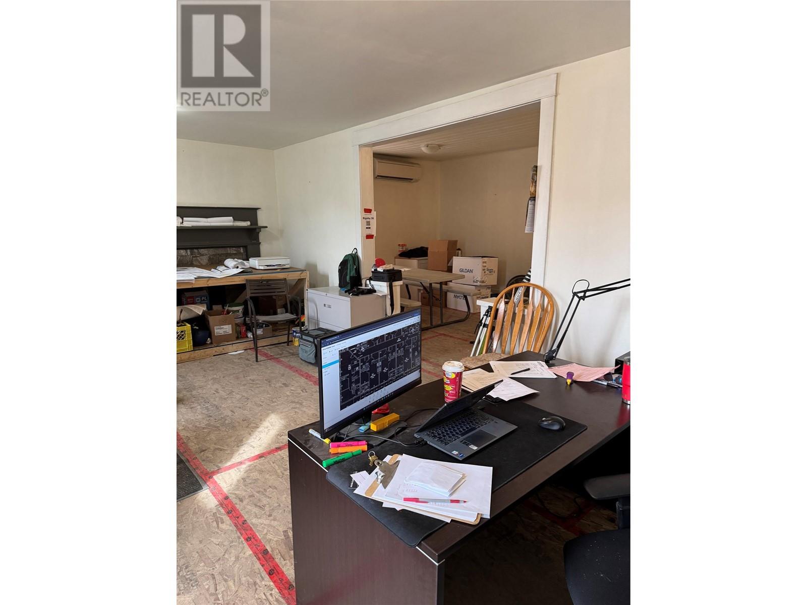  302 RIGSBY Street, Penticton