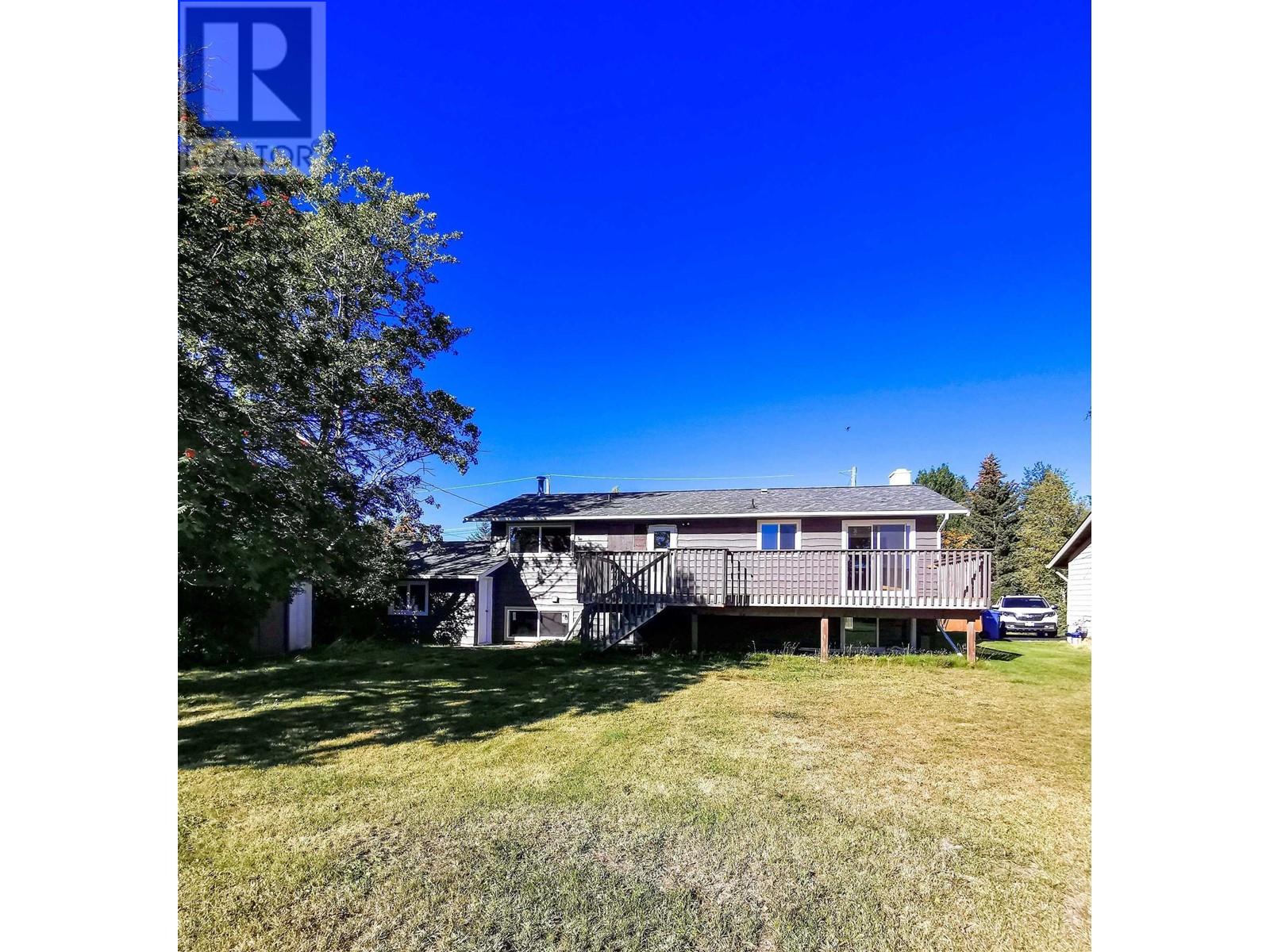 205 EVERGREEN CRESCENT, 100 Mile House