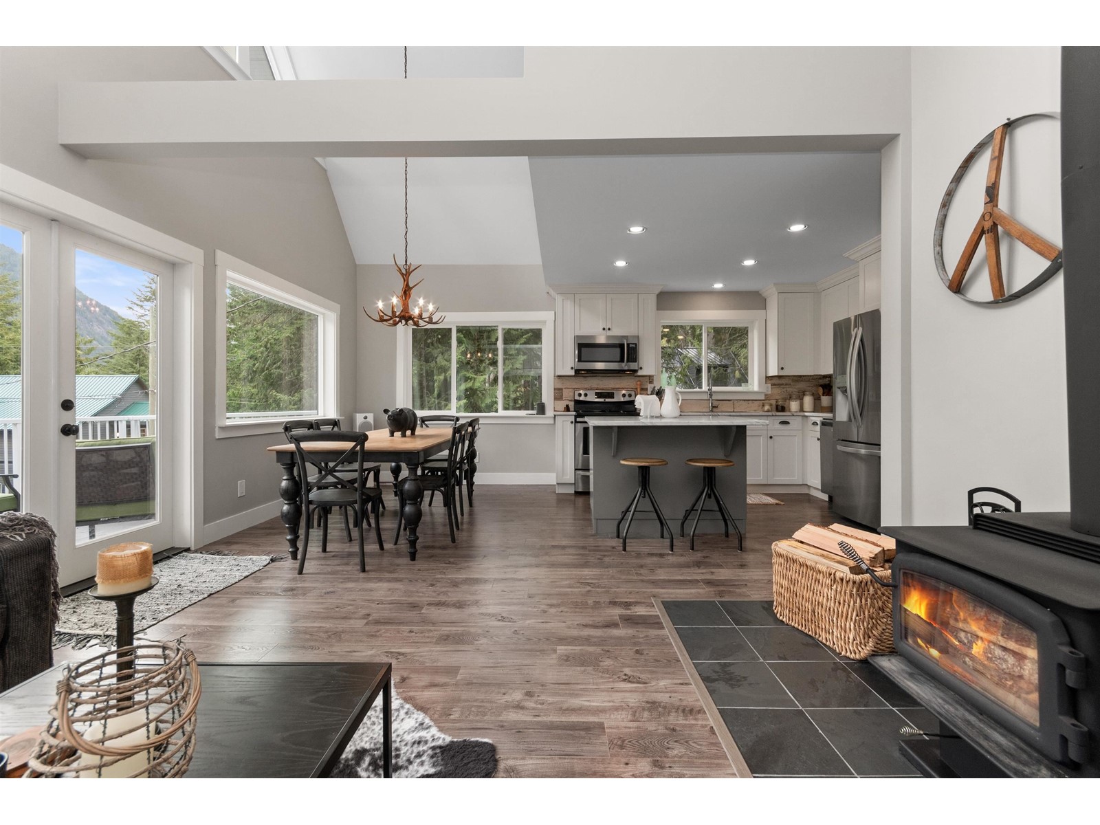 14905 PARKHILL BOULEVARD, Sunshine Valley, Sunshine Valley
