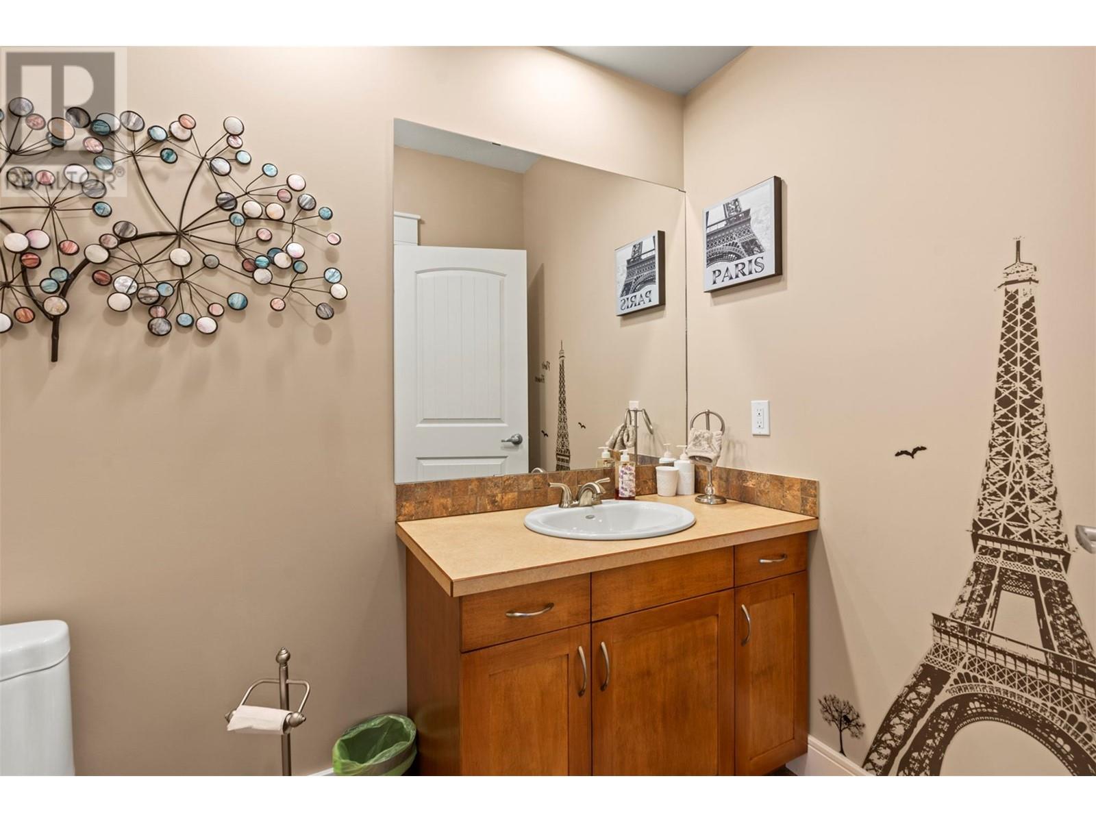 106 4108 14 Street, Vernon