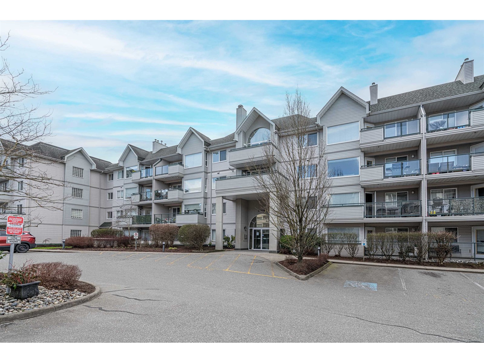Photo 1 of 109 33708 King Road, Abbotsford BC