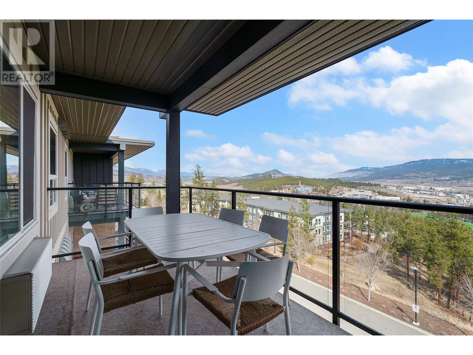 PH2 883 Academy Way, Kelowna