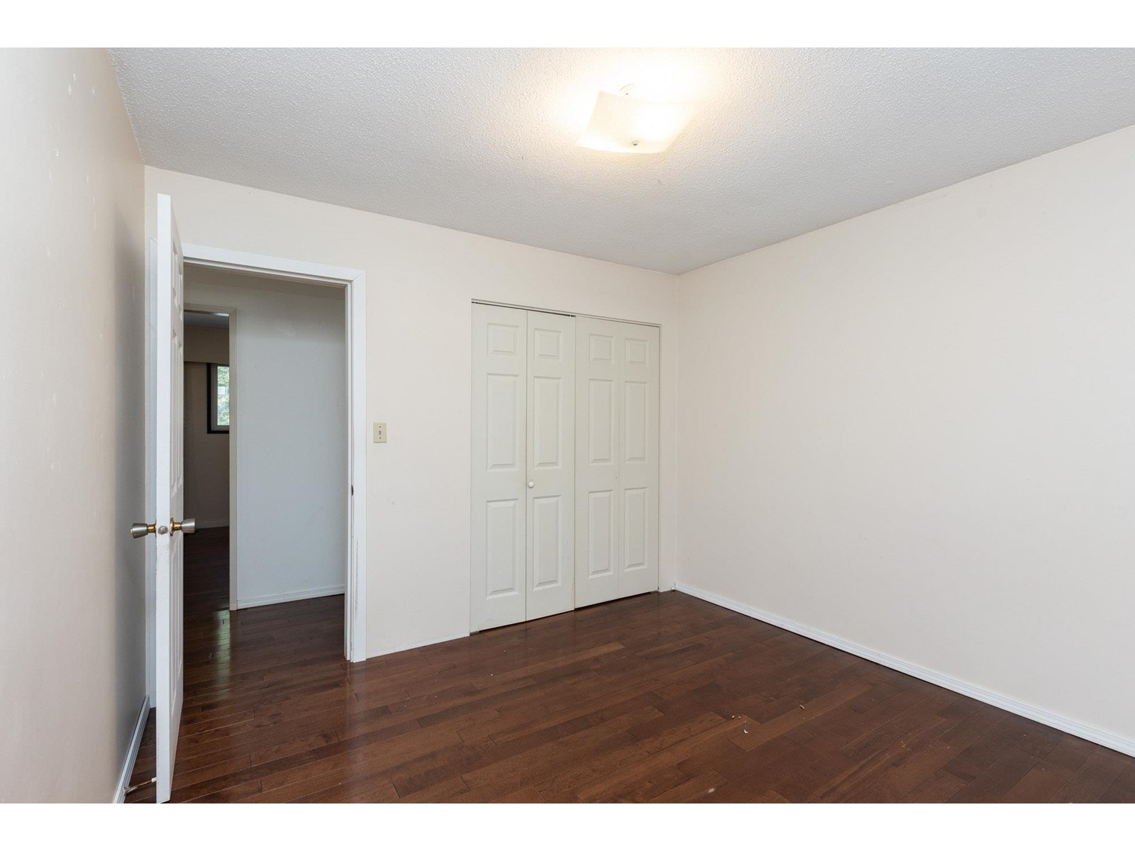 Photo 14 of 9747 161 A Street, Surrey BC