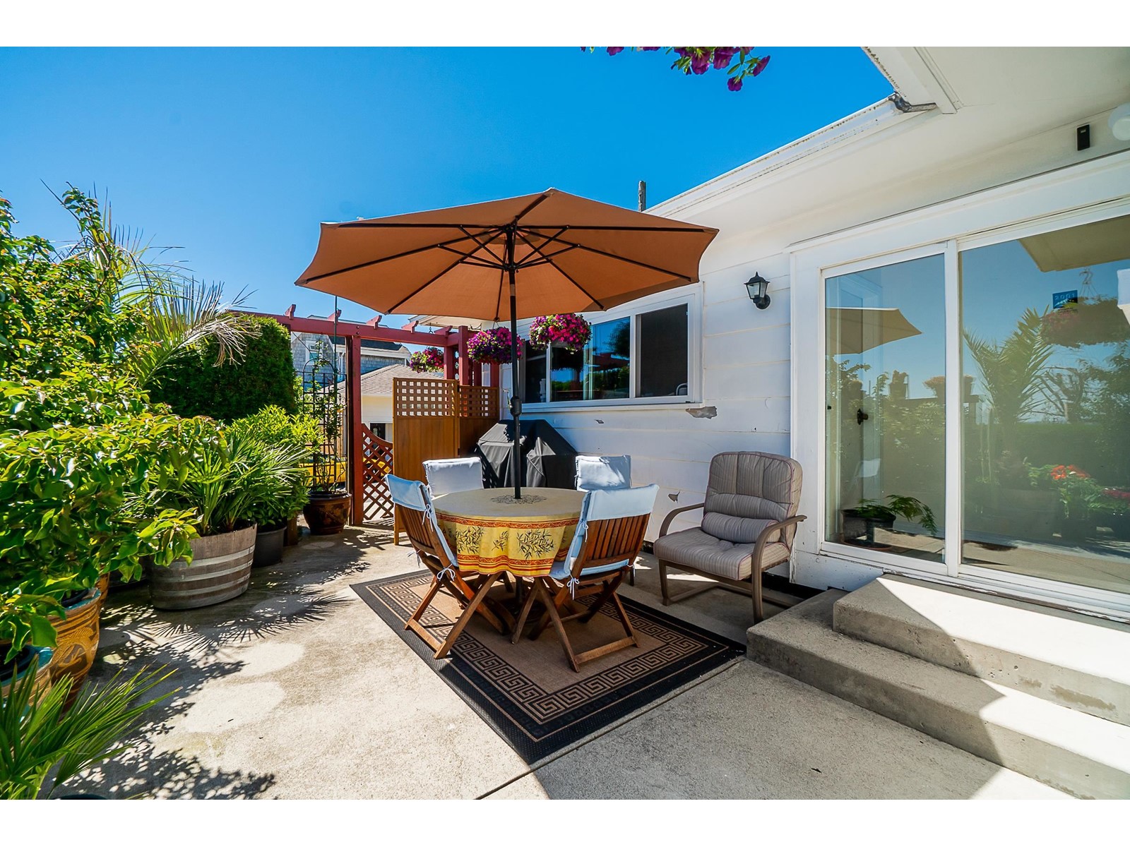 1085 BALSAM STREET, White Rock real estate listing R2976700