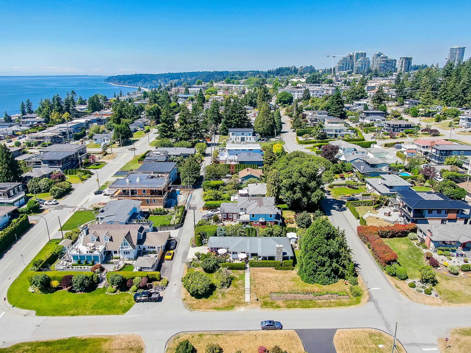 1085 BALSAM STREET, White Rock real estate listing R2976700