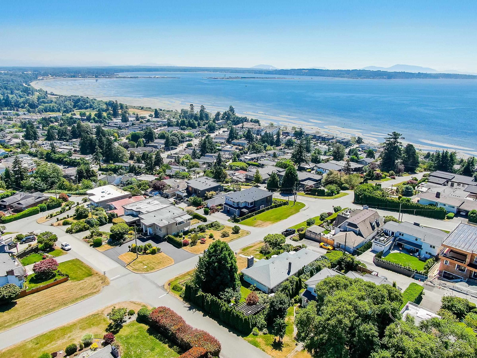 1085 BALSAM STREET, White Rock real estate listing R2976700