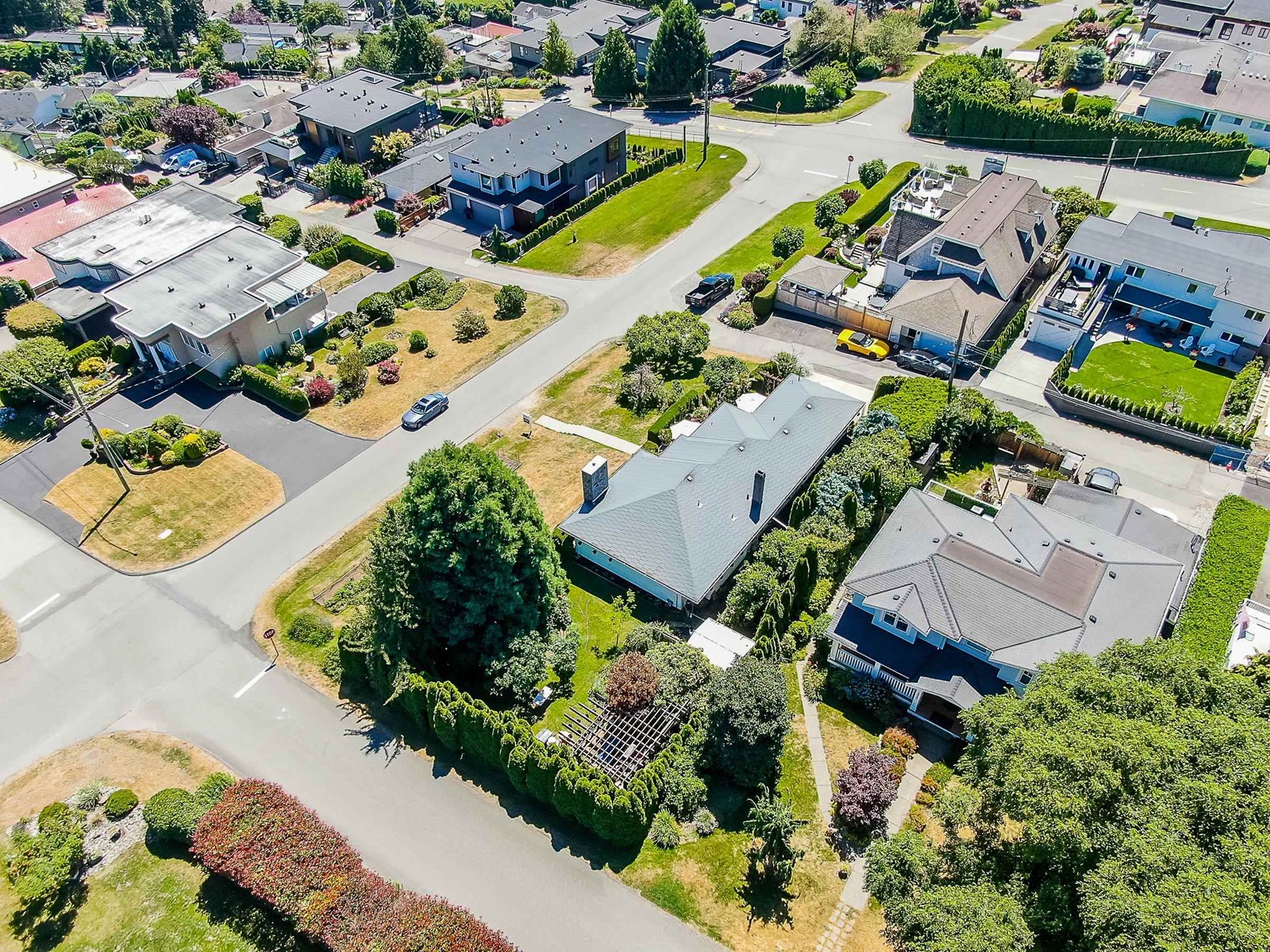1085 BALSAM STREET, White Rock real estate listing R2976700