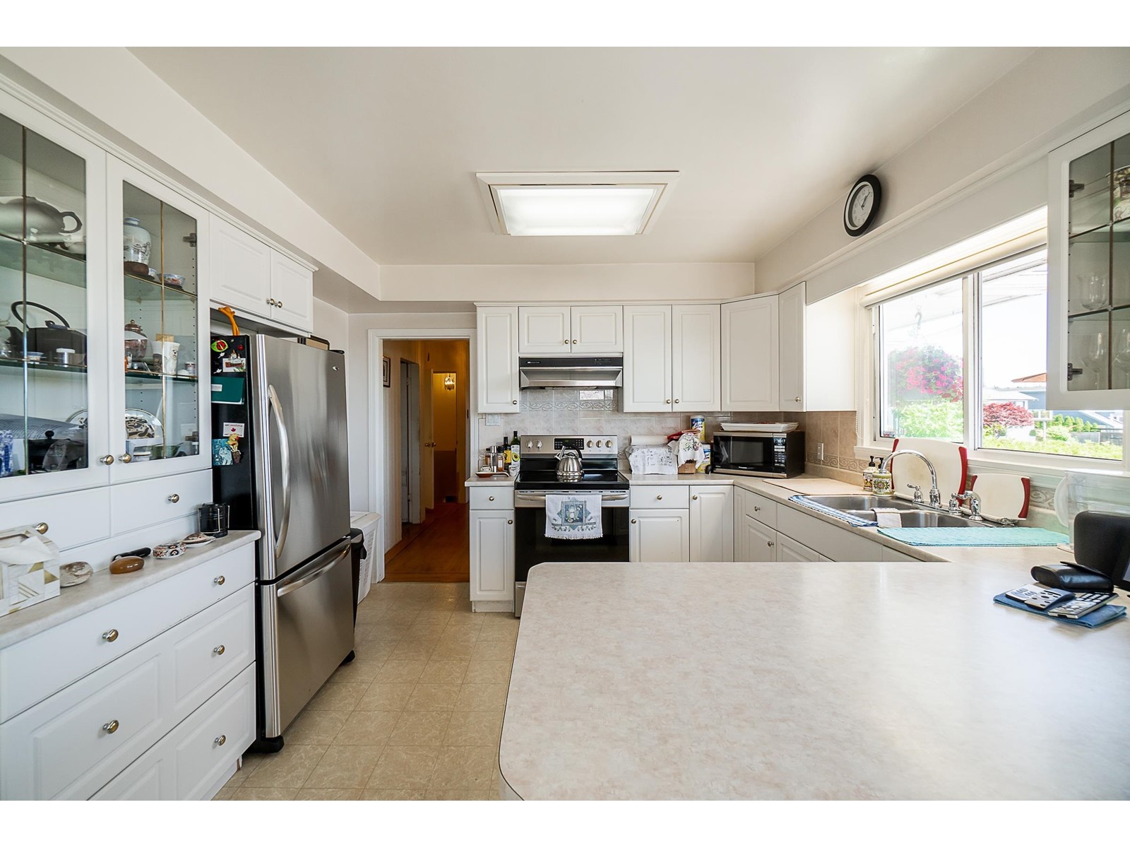 1085 BALSAM STREET, White Rock real estate listing R2976700