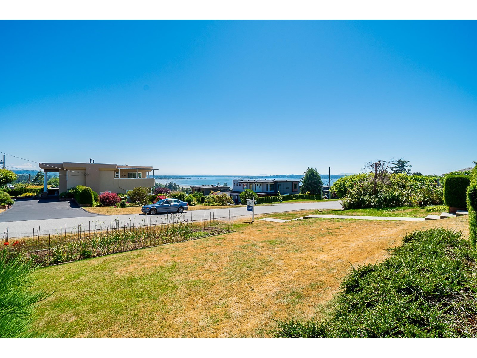 1085 BALSAM STREET, White Rock real estate listing R2976700