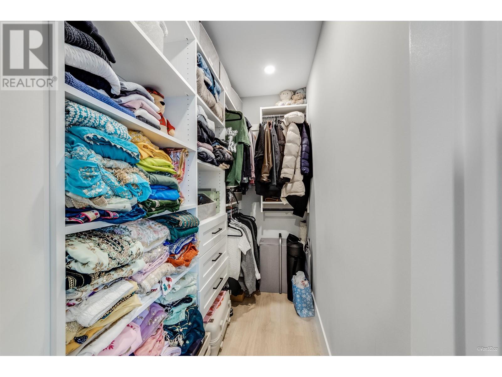 5499 MANOR STREET, Burnaby