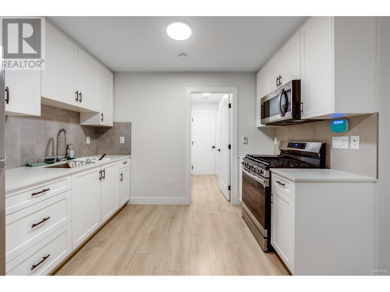 5499 MANOR STREET, Burnaby