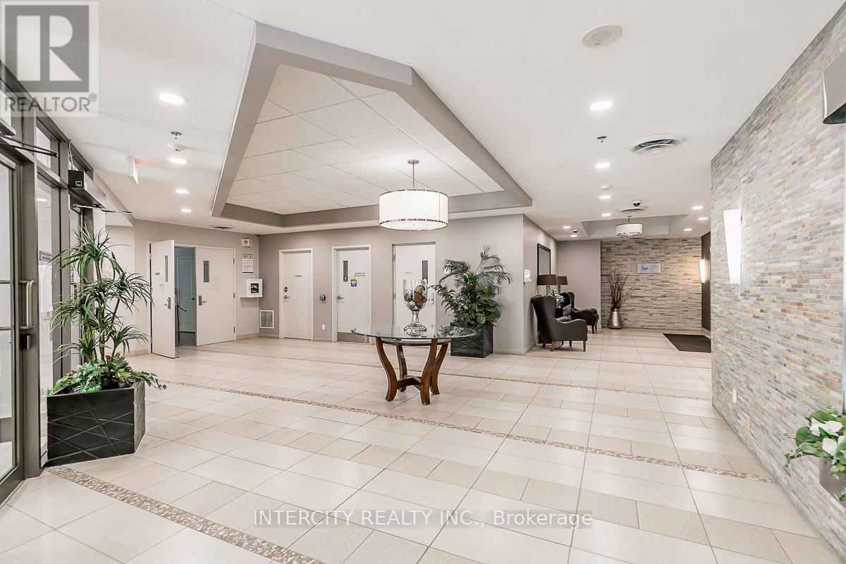 Photo 2 of 407 699 Aberdeen Boulevard W, Midland ON