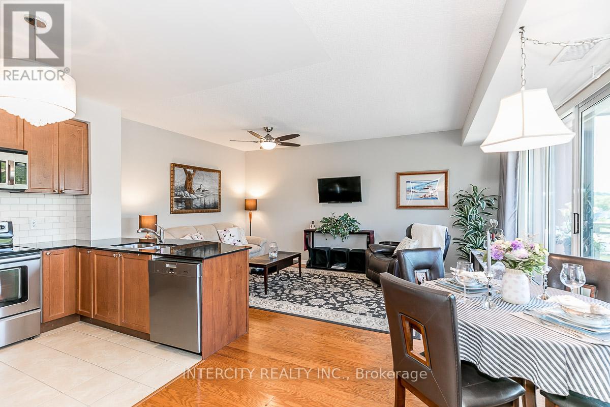 Photo 5 of 407 699 Aberdeen Boulevard W, Midland ON