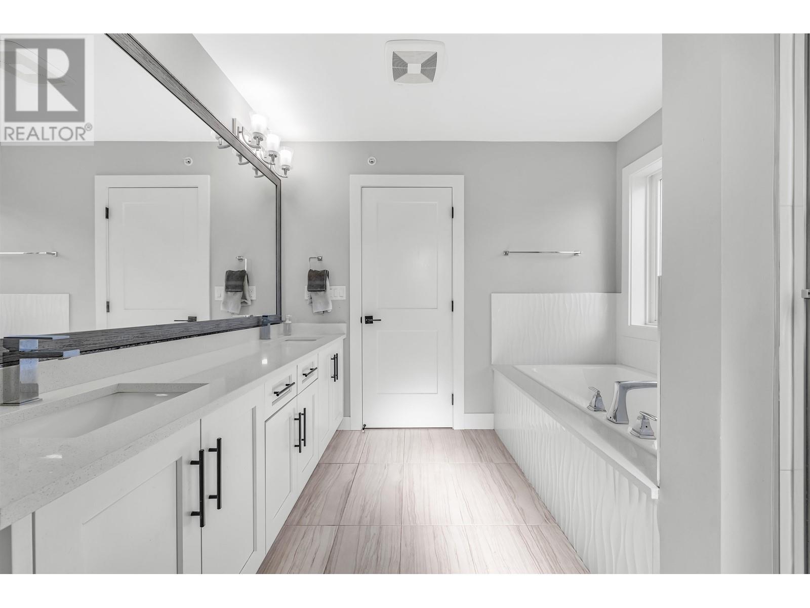 2436 CHILCOTT AVENUE, Port Coquitlam real estate listing R2976239