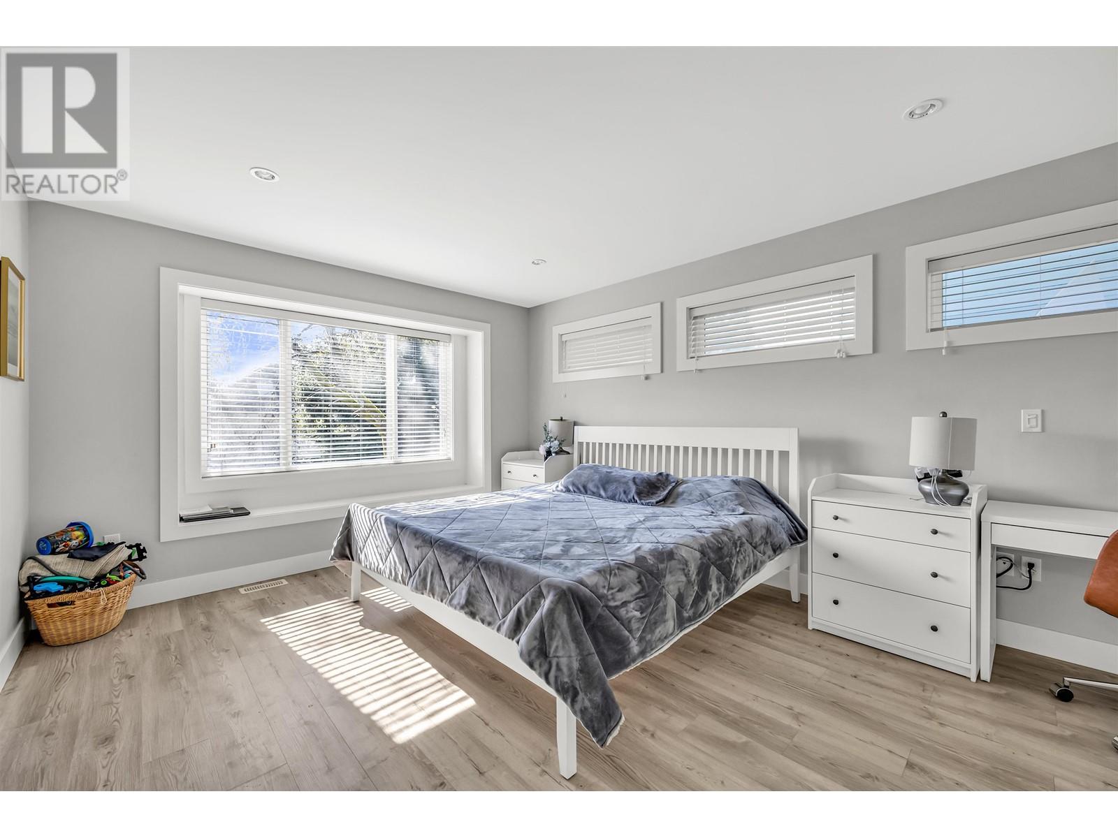 2436 CHILCOTT AVENUE, Port Coquitlam real estate listing R2976239