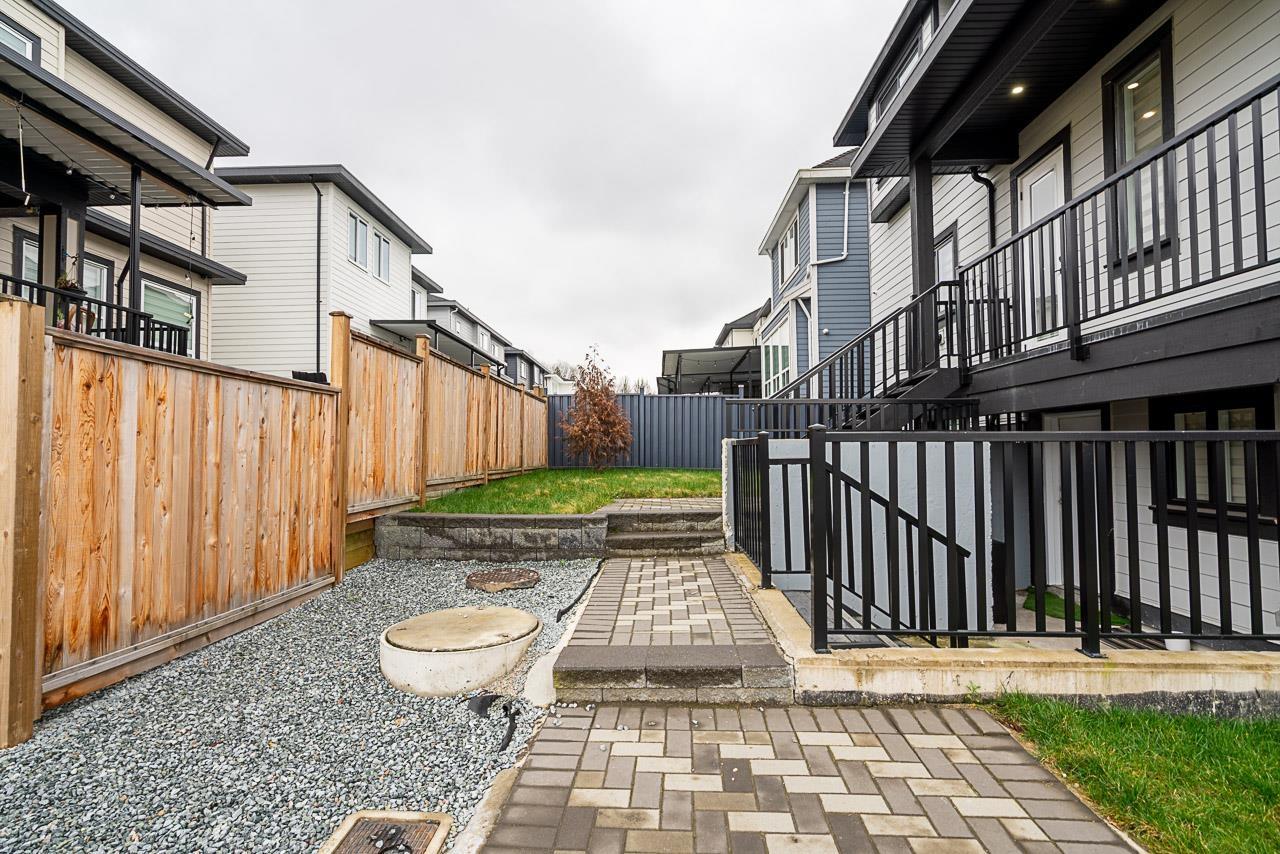 10648 124 STREET, Surrey