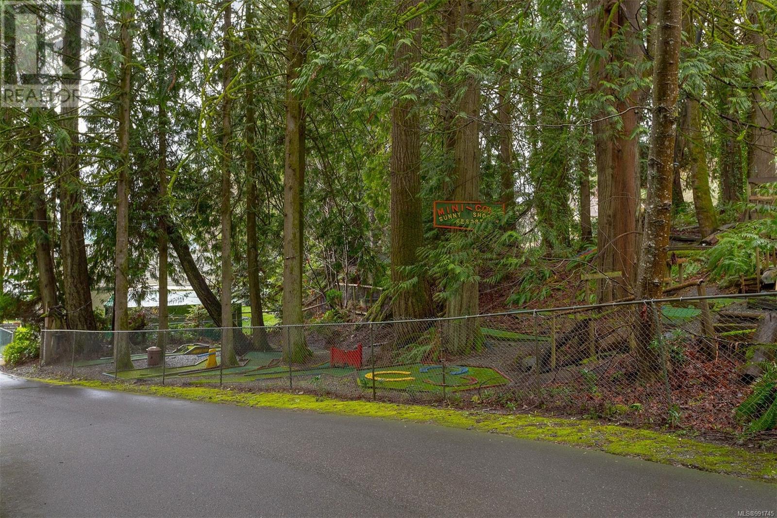 Photo 13 of 5621 Sooke Rd, Sooke BC