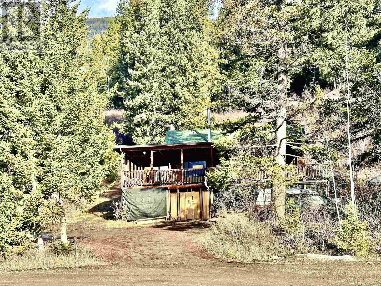 11974 ESSEN ROAD, Valemount