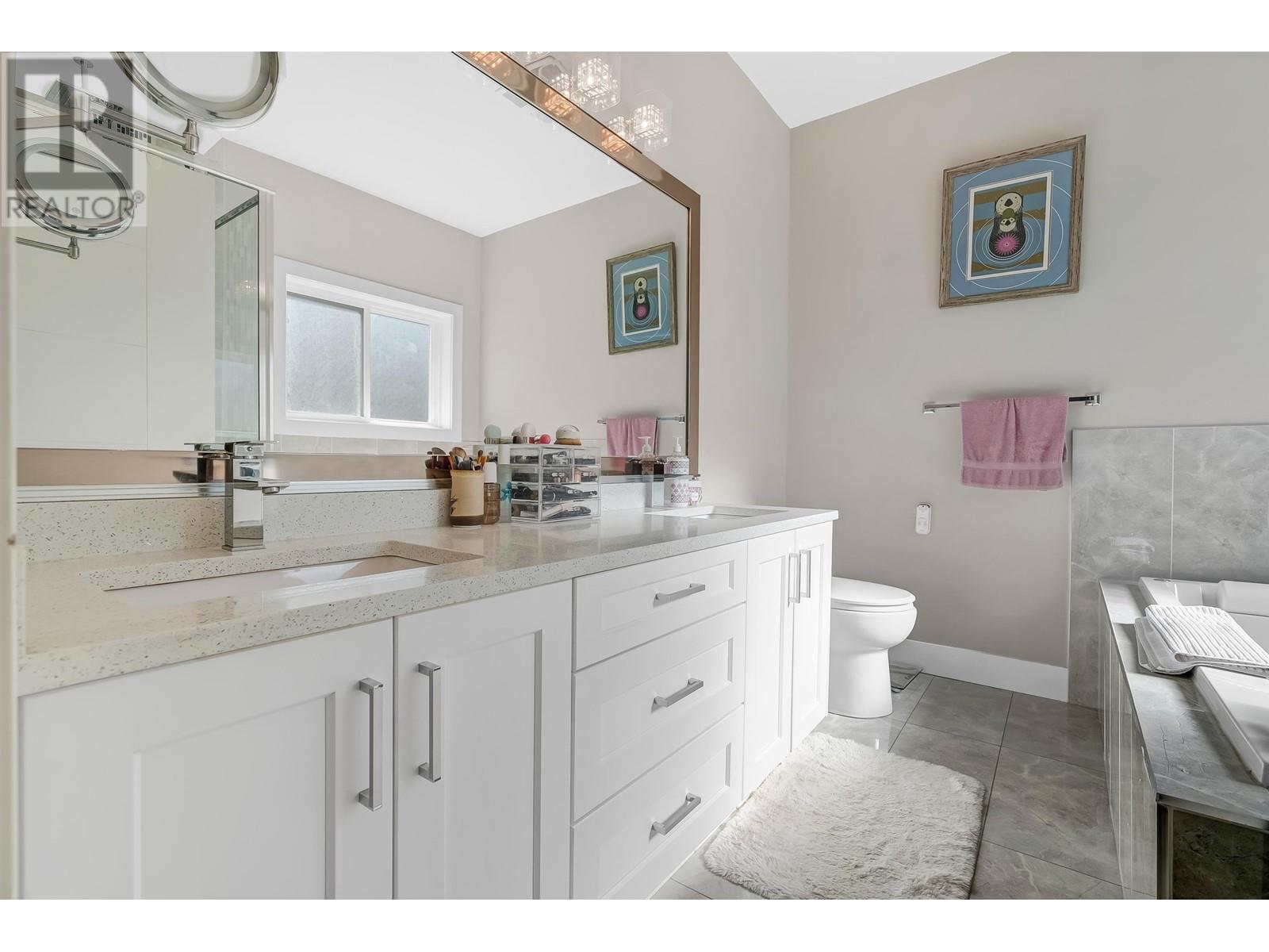 44 3295 SUNNYSIDE ROAD, Anmore real estate listing R2976147