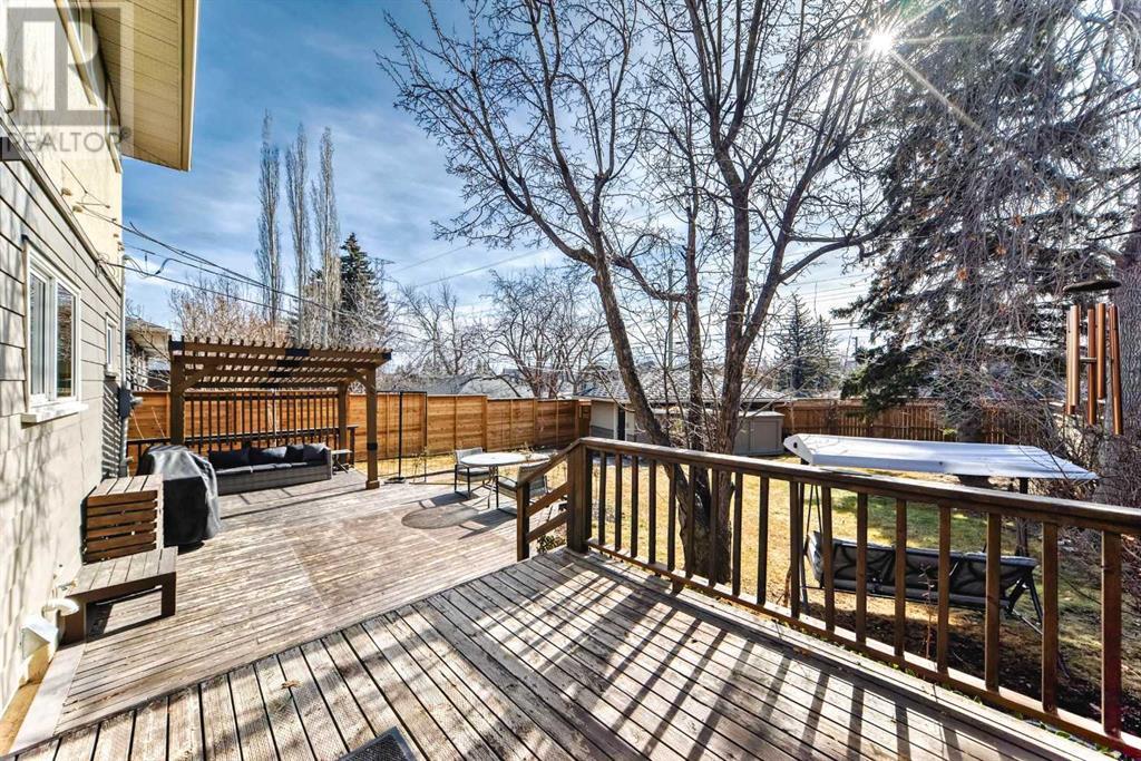 Single Family House for Sale in   Avenue SW Elboya Calgary 