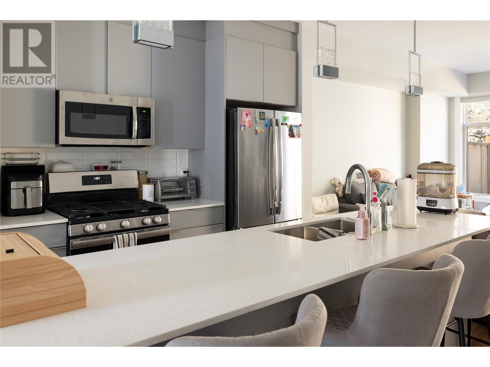 11 1136 Black Mountain Drive, Kelowna