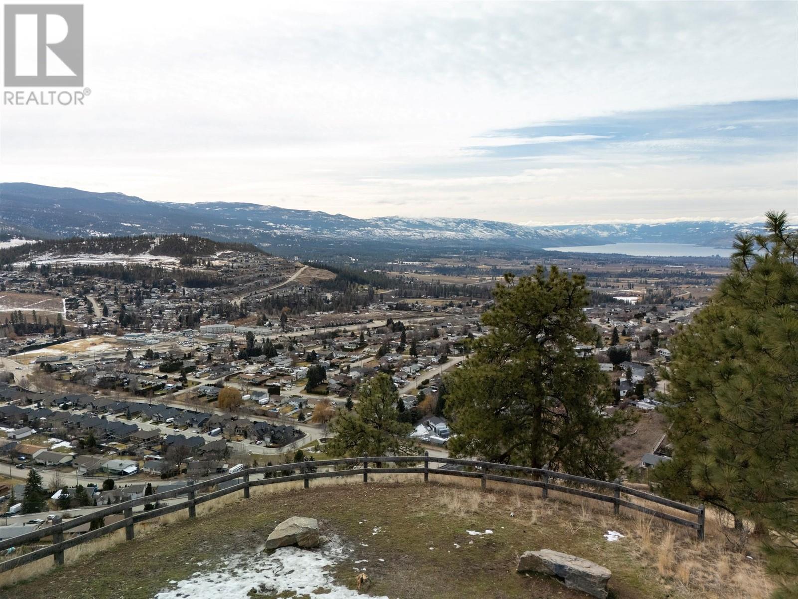 11 1136 Black Mountain Drive, Kelowna