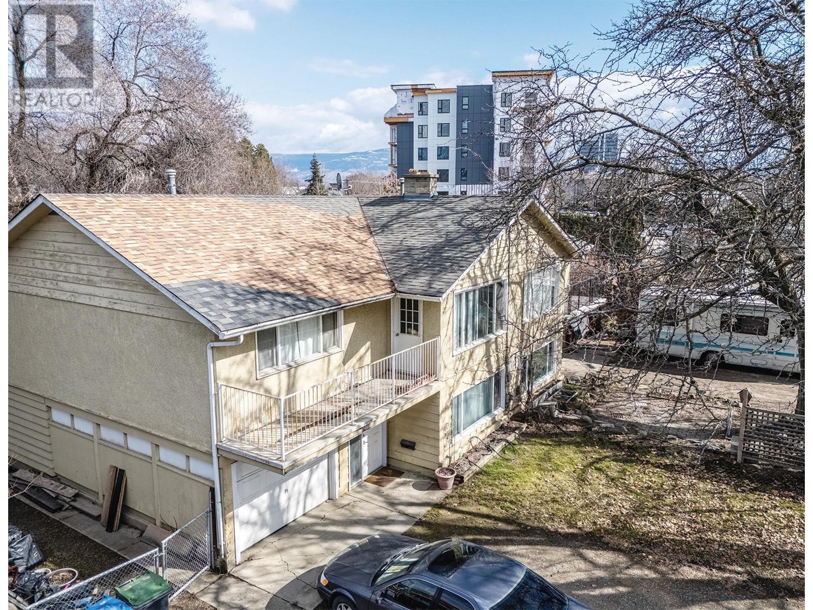  1318 Pridham Avenue, Kelowna