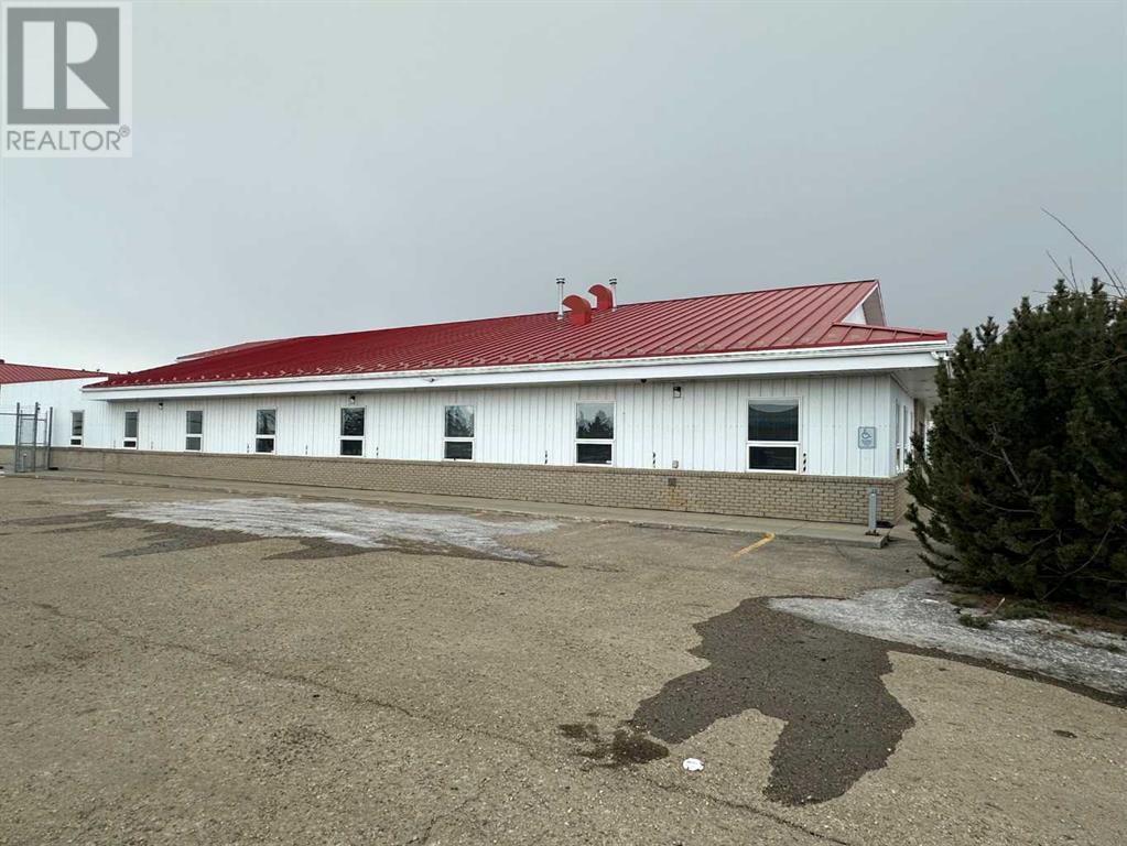 Photo 4 of 8111 110 Street, Grande Prairie AB