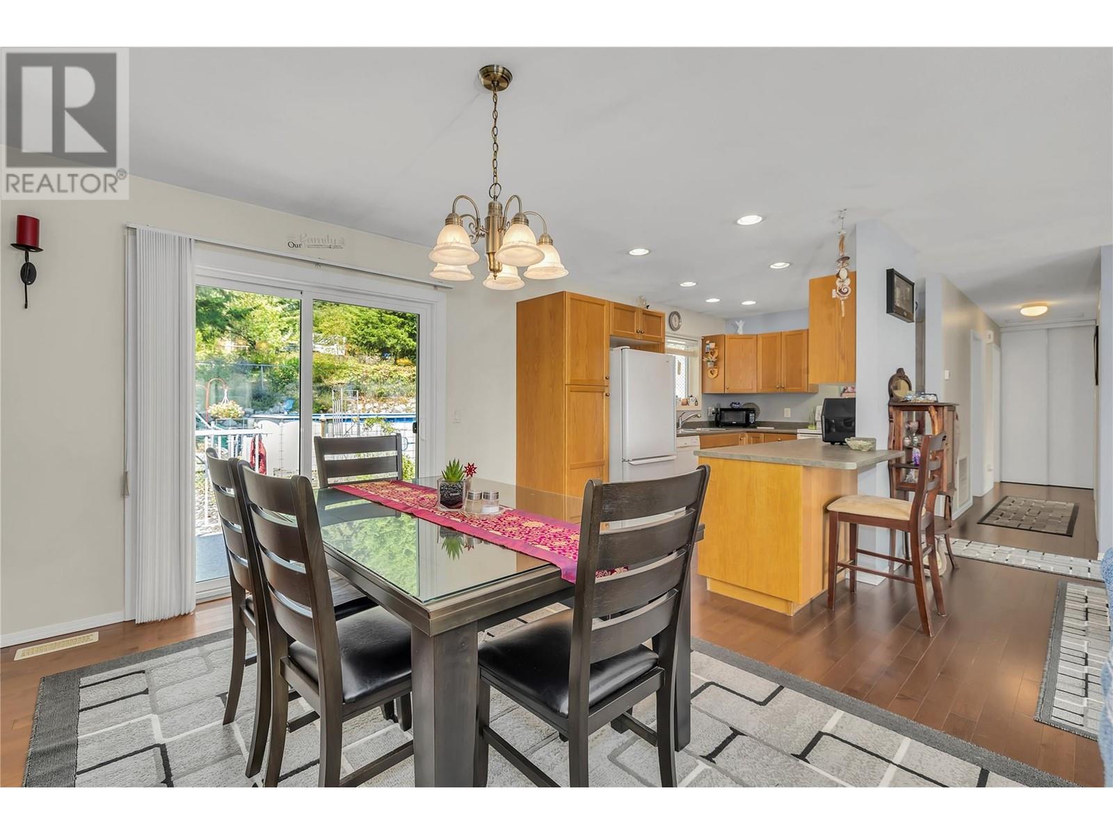 10736 Pinecrest Road, Vernon